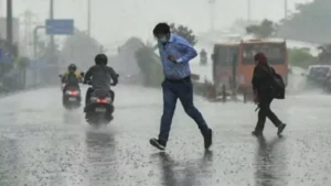 बिहार में फिर बदला मौसम का मिजाज, 3 दिनों तक बारिश का अलर्ट; पटना समेत कई जिलों में बरसेंगे बादल