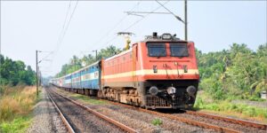 Indian Railways: अब 22 नहीं, 24 कोच की होंगी प्रमुख ट्रेनें, यात्रियों को मिलेंगी ज्यादा सीटें