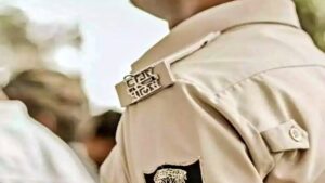 अवैध वसूली के आरोप में थानाध्यक्ष हटाए गए, पुलिस केंद्र भेजे गए