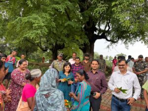 सौर ऊर्जा से बदली कोचा गांव की तस्वीर, 65 एकड़ बंजर भूमि बनी खेती योग्य