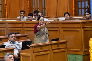 बेटियों को साइकिल देने की योजना विपक्ष को हजम नहीं हो रही : रेखा गुप्ता