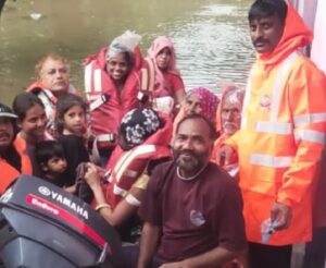 मप्रः भारी बारिश में उफनती नदियों के बीच एसडीईआरएफ एवं होमगार्ड्स का व्यापक रेस्क्यू अभियान