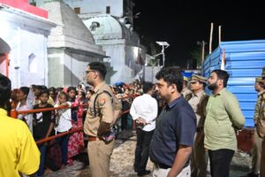 सावन के तीसरे सोमवार पर लोधेश्वर में उमड़ा आस्था का सैलाब, हर-हर महादेव से गूंजा महादेवा मंदिर