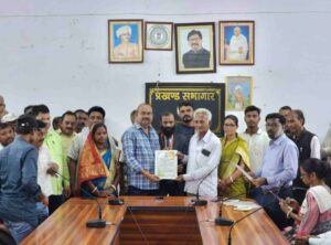 बोड़ाम में 490 आंदोलनकारियों को मिला सम्मान, 519 विद्यार्थियों को वितरित की गई साइकिल