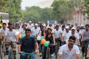 फिट इंडिया संडे ऑन साइकिल में दिखा देशभक्ति का जोश, हजारों लोगों ने लिया नशामुक्त भारत का संकल्प