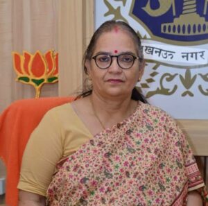 हरियाली तीज पर 2100 महिलाओं की सहभागिता से ‘घर-घर हरियाली’ अभियान काे मिली ऊर्जा, दिया पर्यावरण संरक्षण का संदेश
