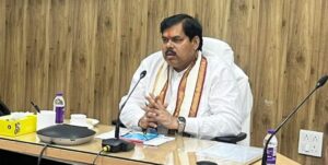 दो साल की सेवा बची है तो नहीं होगा शिक्षकों का तबादला: शिक्षा मंत्री