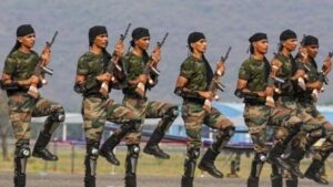 अग्निवीरों के लिए बदल सकता है 4 साल बाद का नियम, स्थायी नौकरी के विकल्प पर मंथन; जानें पूरा मामला