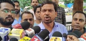 फिजिकल ट्रेनिंग के नाम पर छात्राओं के शोषण का आरोप, छात्र नेता ने उठाए सवाल