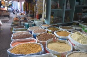 चना-अरहर और खाद्य तेलों के दाम बढ़े, 10 दिनों से सोना-चांदी के भाव स्थिर; जानें ताजा रेट