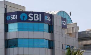 SBI में बंपर भर्ती का ऐलान, 12 हजार तक नौकरियां; 250 नई शाखाएं खोलने की तैयारी