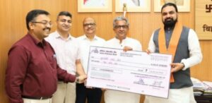 बाढ़ पीड़ितों की मदद के लिए BELTRON ने बढ़ाया हाथ, मुख्यमंत्री राहत कोष में दिए 15 करोड़