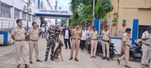 अररिया सिविल कोर्ट को उड़ाने की धमकी के मद्देनजर सदर एसडीपीओ ने लिया सुरक्षा व्यवस्था का जायजा