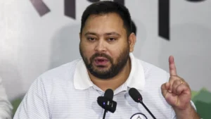 तेजस्वी यादव का चुनाव आयोग पर बड़ा हमला, बिहार-बंगाल में फिर चुनाव कराने की मांग