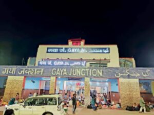 पितृपक्ष मेला को लेकर गया में रेलवे की तैयारी तेज, बढ़ाए गए टिकट काउंटर