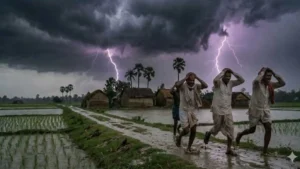 बिहार में Orange Alert: 13 जिलों में मेघ गर्जन और वज्रपात की चेतावनी, घर से बाहर नहीं निकलने की अपील