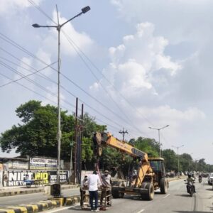 पटना में स्ट्रीट लाइटों की मरम्मती मिशन मोड में जारी, 12,500 से ज्यादा लाइटें हुईं दुरुस्त