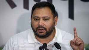 तेजस्वी यादव ने चुनाव आयोग पर उठाए सवाल, दरभंगा MLC मतगणना में धांधली का आरोप