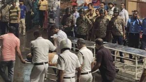 कोलकाता में बड़ा हादसा : चोरबगान पूजा पंडाल में मची भगदड़ में 17 की मौत, 40 घायल