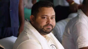 तेजस्वी यादव दिल्ली रवाना, राहुल गांधी और INDIA गठबंधन के नेताओं के साथ करेंगे प्रदर्शन